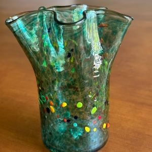 Murano Style Confetti Ruffle
Rim Art Glass Vase R Makers Mark
5" Tall